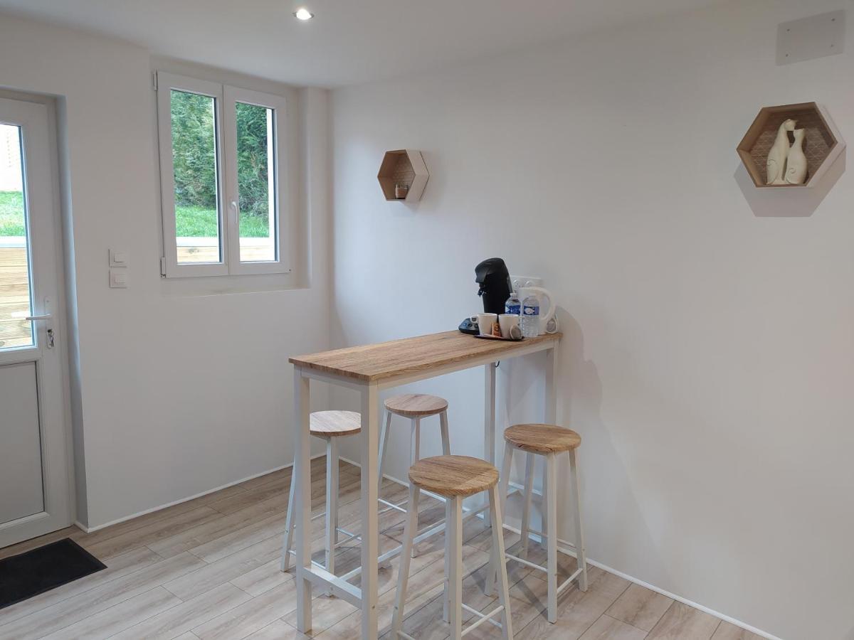Gite Et Spa Au Secret Du Bonheur Pouilly-sur-Serre Exterior foto